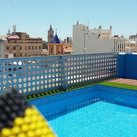 Homely Malaga Carreteria Con Piscina Exterior foto