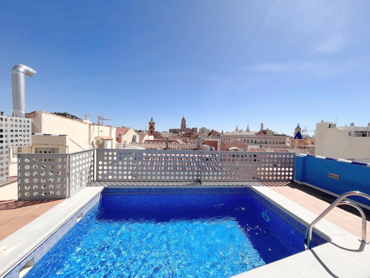 Homely Malaga Carreteria Con Piscina Exterior foto